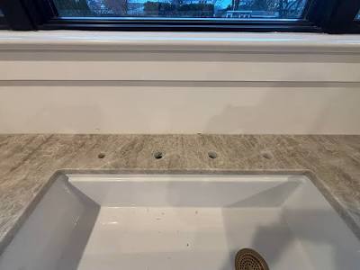 Furo de torneira, doseador ou outros, até 4 cm de diâmetro